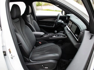 Внедорожник Geely Monjaro 2024 года, 3930000 рублей, Краснодар