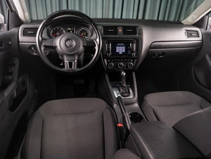 Седан Volkswagen Jetta 2013 года, 929000 рублей, Тюмень