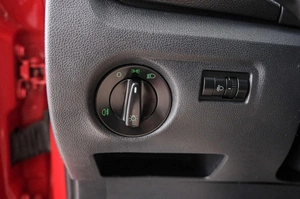 Хетчбэк Skoda Fabia 2013 года, 299000 рублей, Красноярск