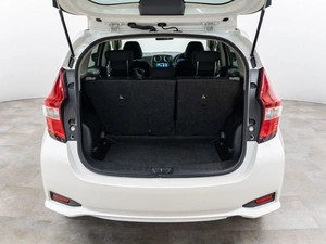 Хетчбэк Nissan Note 2018 года, 997000 рублей, Красноярск