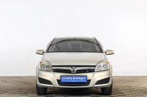 Седан Opel Astra 2008 года, 559000 рублей, Тюмень