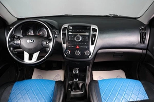 Хетчбэк Kia Ceed 2010 года, 649000 рублей, Тюмень