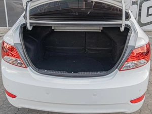 Седан Hyundai Solaris 2013 года, 820000 рублей, Краснодар