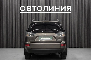 Внедорожник Mitsubishi Outlander 2011 года, 1280000 рублей, Красноярск