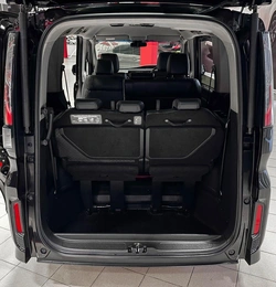 Минивэн Honda Stepwgn Spada 2015 года, 1947000 рублей, Красноярск