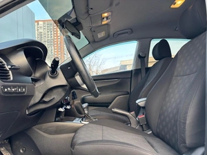 Седан Kia Rio 2019 года, 1599000 рублей, Ижевск