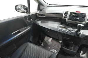 Минивэн Honda Freed 2011 года, 899000 рублей, Новокузнецк