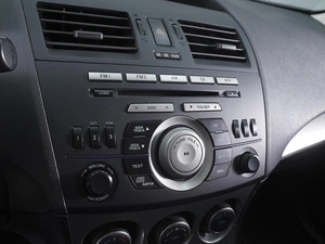 Седан Mazda 3 2010 года, 1099000 рублей, Ростов-на-Дону