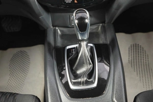 Внедорожник Nissan Rogue 2017 года, 2019000 рублей, Новосибирск