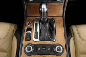 Внедорожник Volkswagen Touareg 2011 года, 2349000 рублей, Пермь