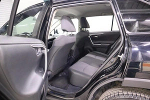 Внедорожник Toyota RAV4 2019 года, 3960000 рублей, Брянск