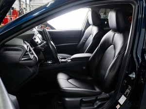 Седан Toyota Camry 2018 года, 2470000 рублей, Тюмень