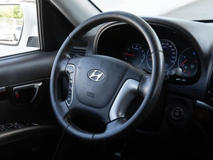 Внедорожник Hyundai Santa Fe 2011 года, 1570000 рублей, Волгоград