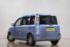 Минивэн Toyota Sienta 2012 года, 859000 рублей, Новокузнецк