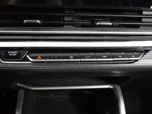 Седан Geely Emgrand 2023 года, 1640900 рублей, Казань