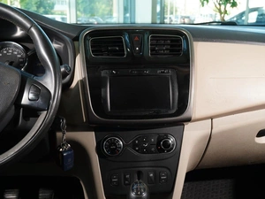 Седан Renault Logan 2014 года, 639000 рублей, Тверь