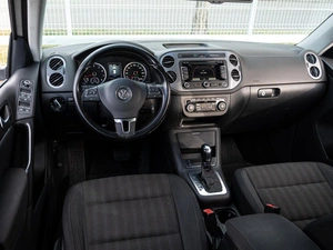 Внедорожник Volkswagen Tiguan 2012 года, 1310000 рублей, Краснодар