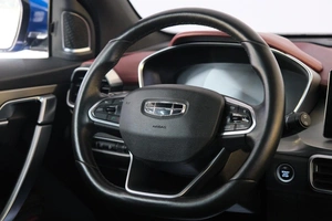Внедорожник Geely Coolray 2020 года, 1799000 рублей, Омск