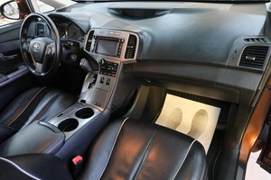 Внедорожник Toyota Venza 2013 года, 2319000 рублей, Омск