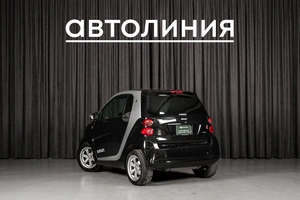 Хетчбэк Smart Fortwo 2010 года, 579000 рублей, Красноярск