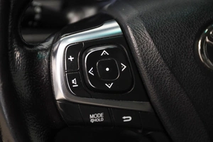 Седан Toyota Camry 2016 года, 1959000 рублей, Новосибирск