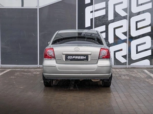 Седан Toyota Avensis 2008 года, 835000 рублей, Краснодар