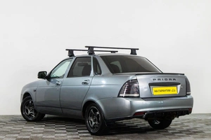 Седан ВАЗ (LADA) Priora 2011 года, 349000 рублей, Сургут