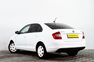 Лифтбек Skoda Rapid 2018 года, 679000 рублей, Сургут