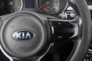 Хетчбэк Kia Rio 2018 года, 1149000 рублей, Кемерово