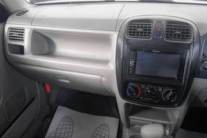 Хетчбэк Mazda Demio 2001 года, 349000 рублей, Кемерово