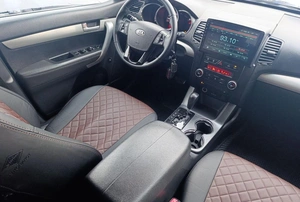 Внедорожник Kia Sorento 2010 года, 1380000 рублей, Красноярск