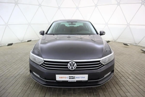 Седан Volkswagen Passat 2017 года, 2049000 рублей, Обнинск