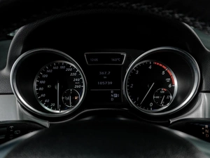 Внедорожник Mercedes-benz M-класс 2012 года, 2599000 рублей, Тюмень