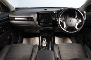 Внедорожник Mitsubishi Outlander 2015 года, 2469000 рублей, Новосибирск