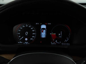 Внедорожник Volvo XC90 2021 года, 5249999 рублей, Москва
