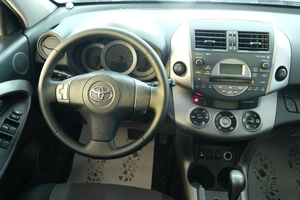 Внедорожник Toyota RAV4 2008 года, 1269000 рублей, Омск