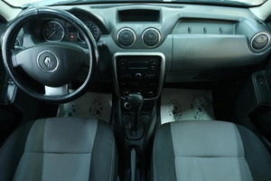 Внедорожник Renault Duster 2015 года, 1079000 рублей, Омск