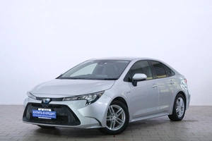 Седан Toyota Corolla 2019 года, 2299000 рублей, Омск