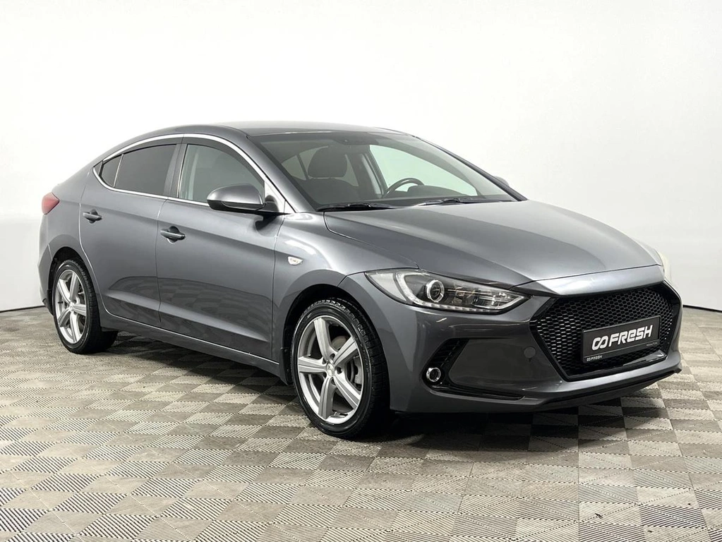 Седан Hyundai Elantra 2017 года, 1399900 рублей, Казань