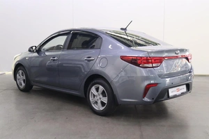 Седан Kia Rio 2017 года, 1310000 рублей, Брянск