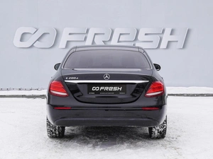 Седан Mercedes-benz E-класс 2018 года, 2390000 рублей, Волгоград