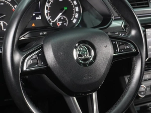 Лифтбек Skoda Superb 2015 года, 1429000 рублей, Воронеж