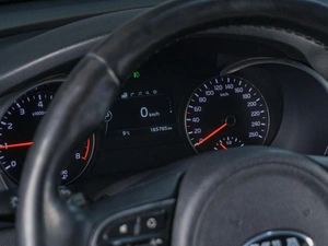 Седан Kia Optima 2016 года, 1949000 рублей, Сургут