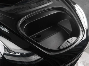 Седан Tesla Model 3 2019 года, 3099000 рублей, Тюмень