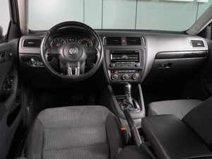 Седан Volkswagen Jetta 2012 года, 1030000 рублей, Воронеж