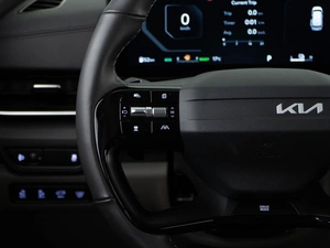 Минивэн Kia Carnival 2025 года, 6098999 рублей, Москва