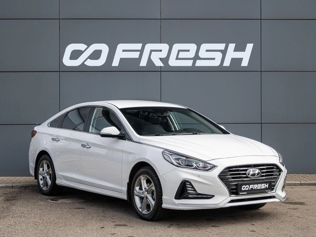 Седан Hyundai Sonata 2018 года, 2050000 рублей, Краснодар