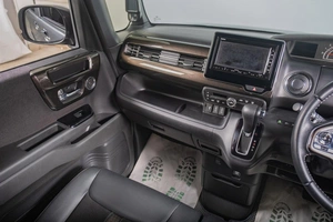 Хетчбэк Honda N-BOX 2019 года, 999000 рублей, Томск