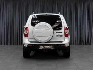 Внедорожник Chevrolet Niva 2016 года, 555000 рублей, Тюмень