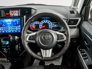 Минивэн Toyota Roomy 2020 года, 1080000 рублей, Красноярск